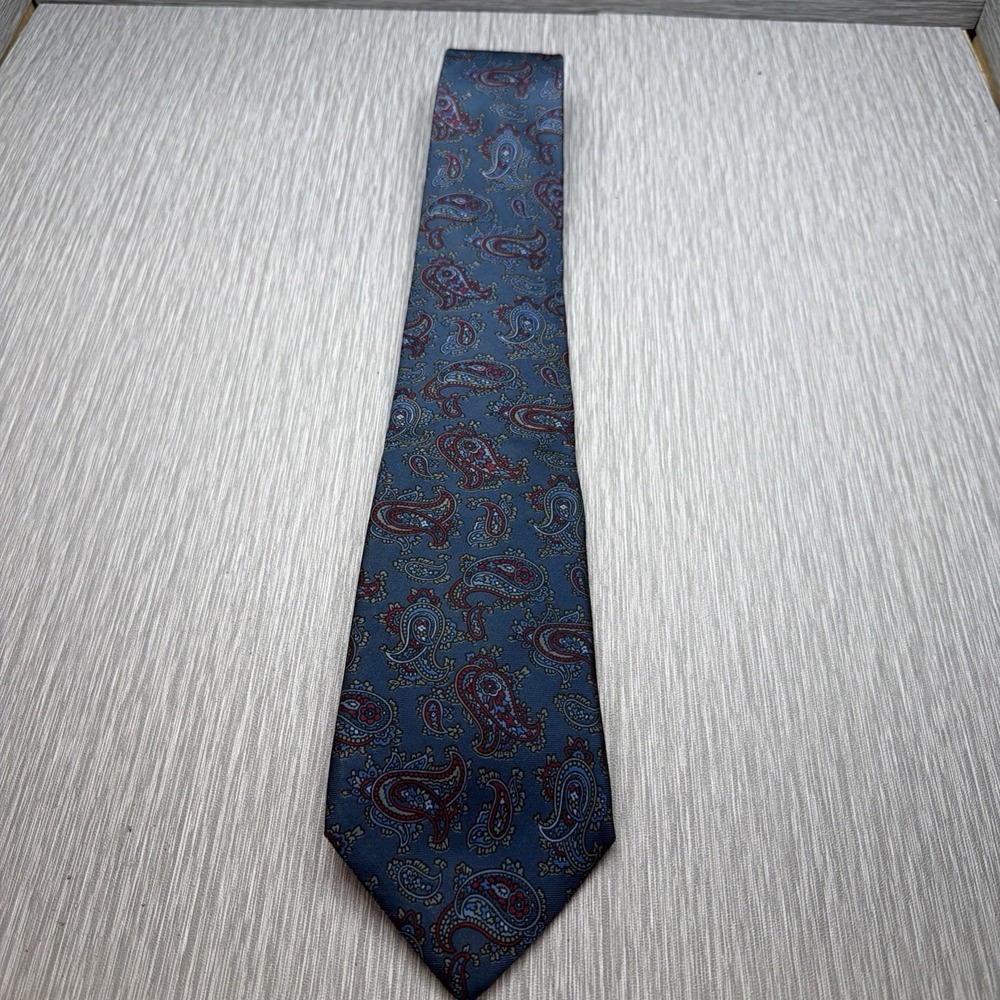 Vintage Christian Dior Mens Silk Tie Blue Paisley Made USA Woven Italy Preppy
